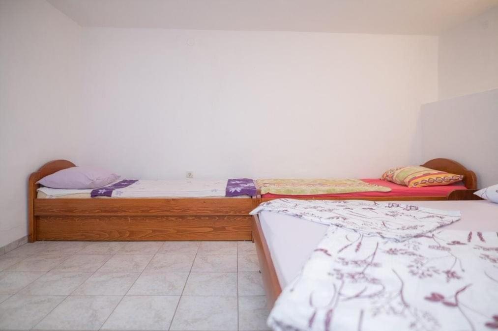 Apartmani Gradac Carnac Ngoại thất bức ảnh
