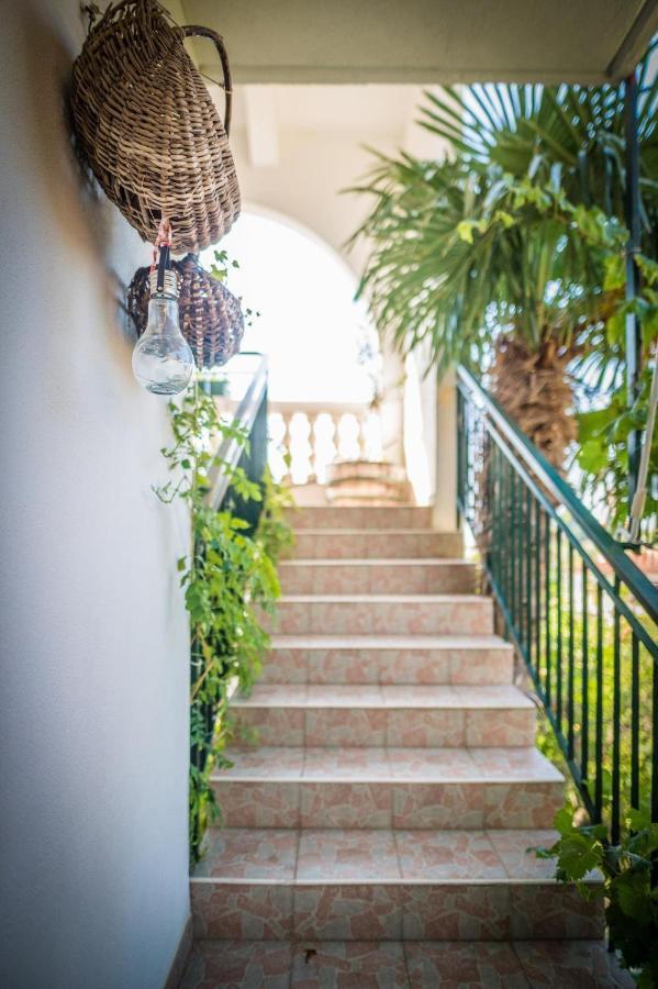 Apartmani Gradac Carnac Ngoại thất bức ảnh