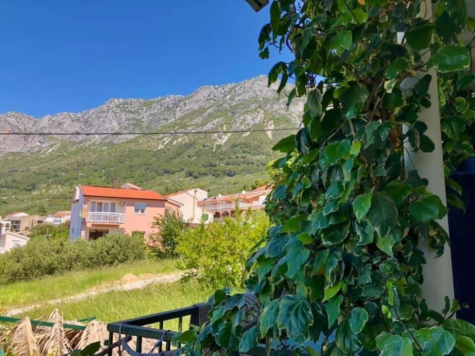 Apartmani Gradac Carnac Ngoại thất bức ảnh