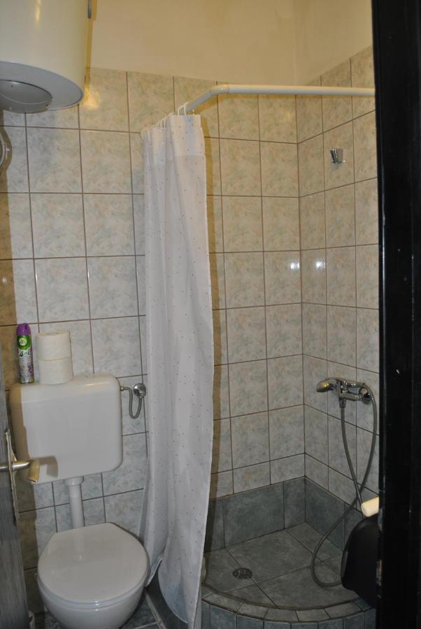 Apartmani Gradac Carnac Ngoại thất bức ảnh